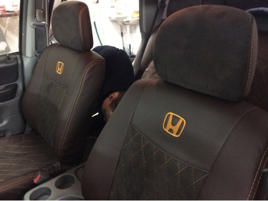 Авточехлы на Honda CR-V