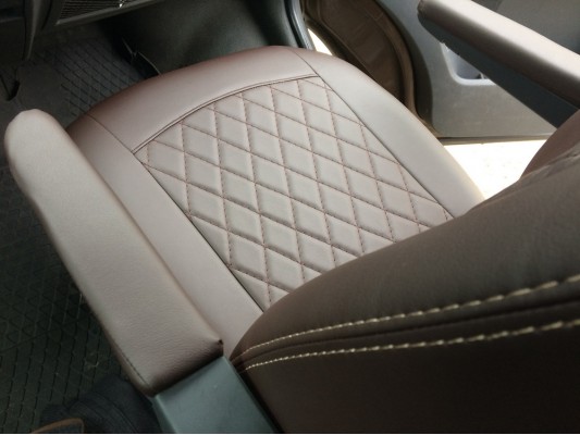 Авточехлы на Volkswagen Caravelle T5 Авточехлы на Volkswagen Caravelle T5