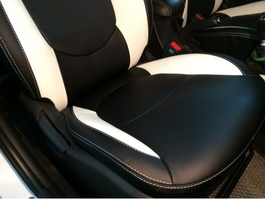 Каркасные авточехлы на Hyundai Solaris